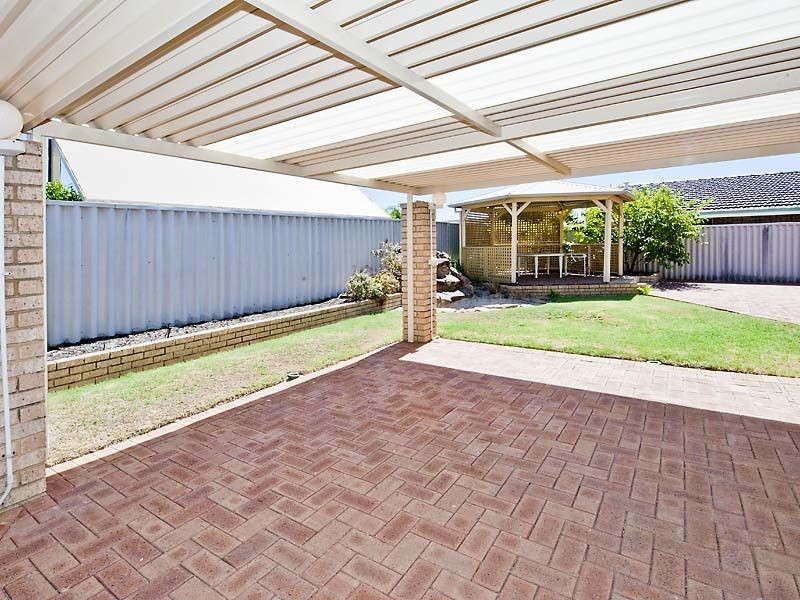 5 Reed Close, Thornlie WA 6108