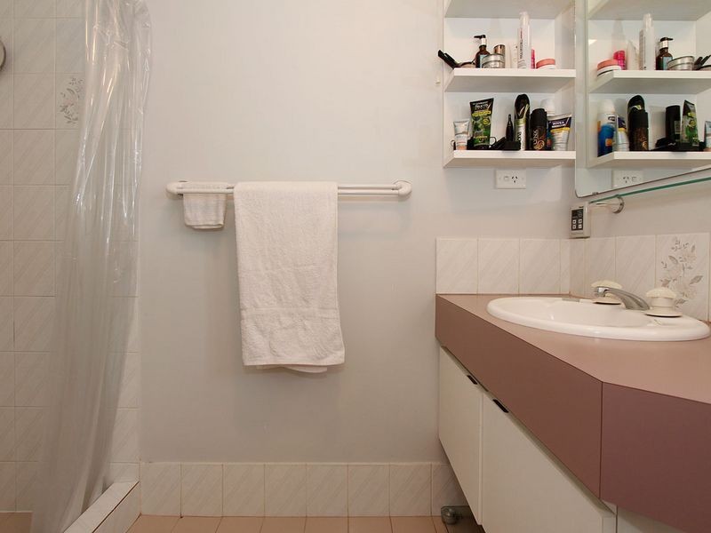 43 Redheart Drive, Thornlie WA 6108