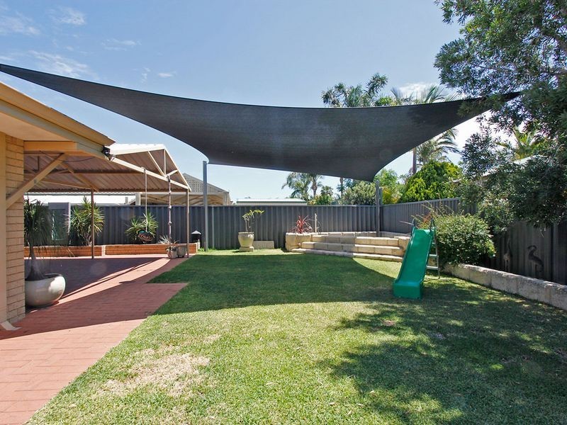 43 Redheart Drive, Thornlie WA 6108