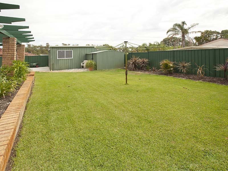 8 Chamberlain Street, Gosnells WA 6110