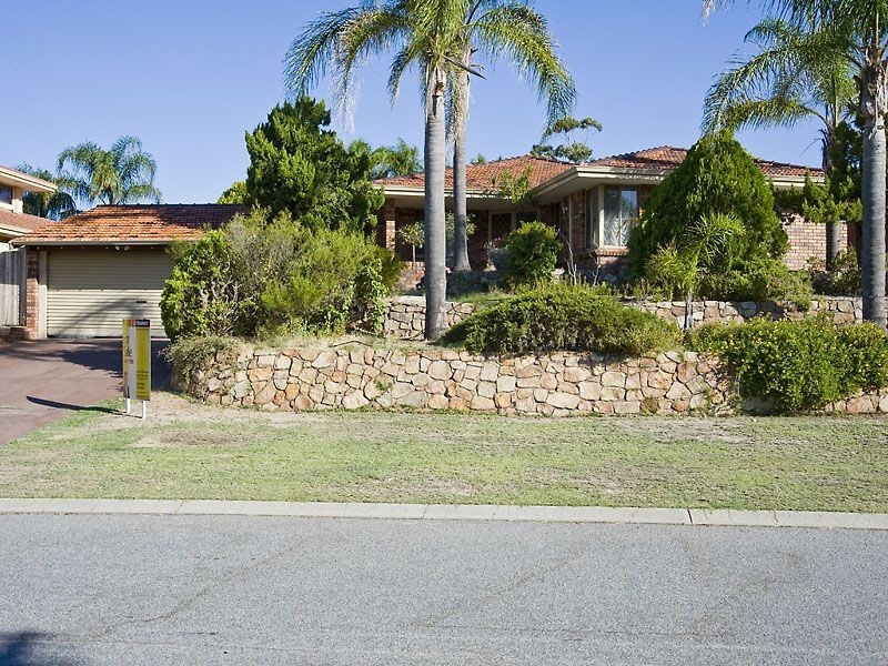 20 Cavalier Court, Thornlie WA 6108