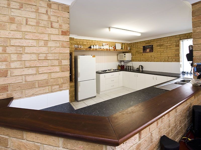 20 Cavalier Court, Thornlie WA 6108