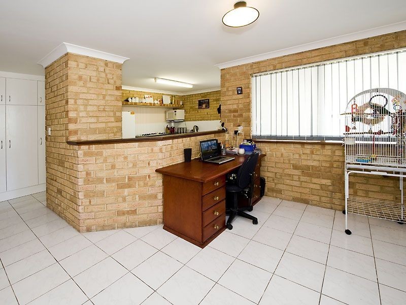 20 Cavalier Court, Thornlie WA 6108