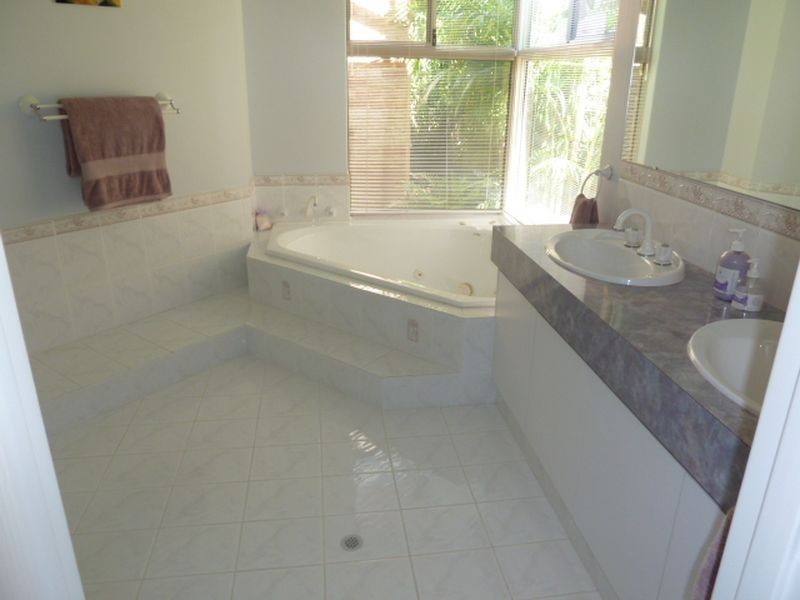 16 Tatton Turn, Canning Vale WA 6155