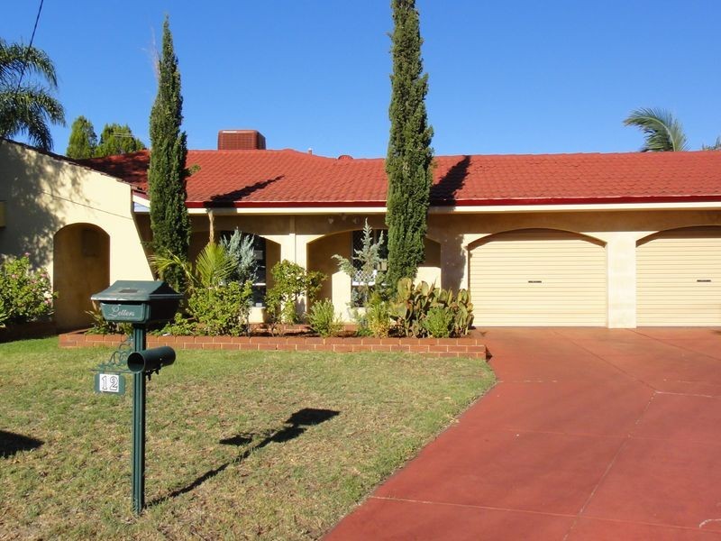 12 Gaze Court, Thornlie WA 6108