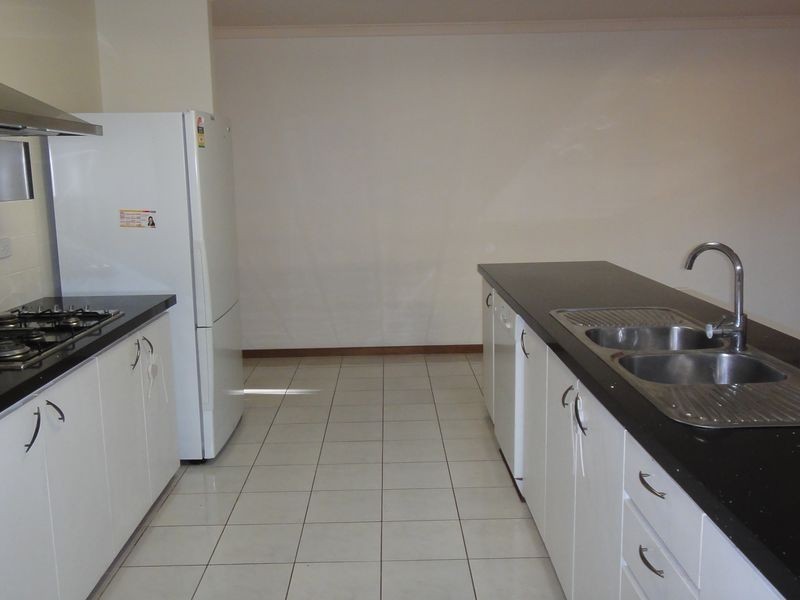 12 Gaze Court, Thornlie WA 6108