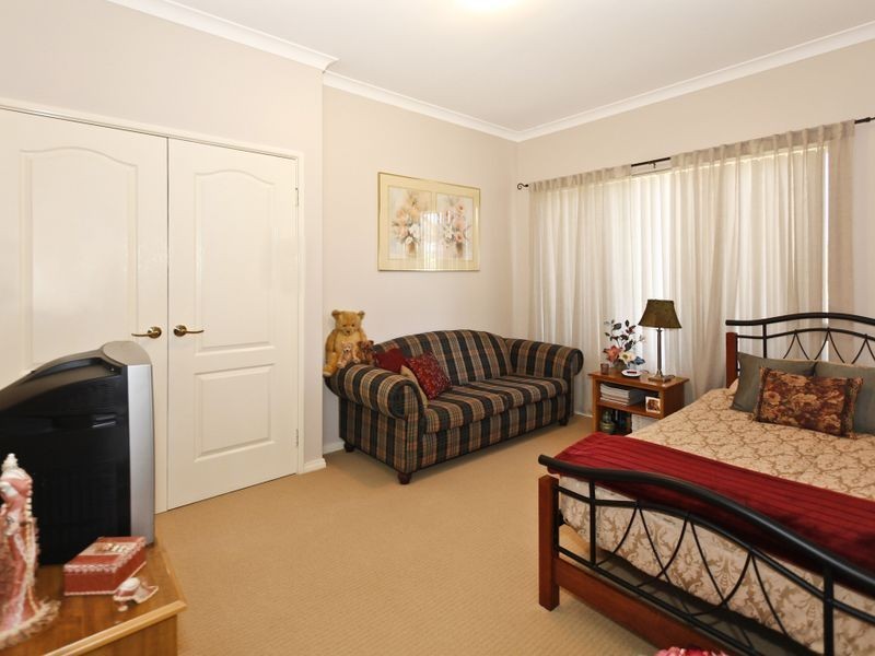 15 McKim Street, Canning Vale WA 6155