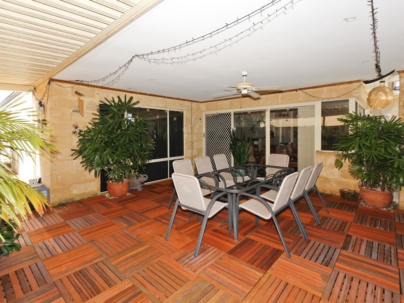 15 McKim Street, Canning Vale WA 6155