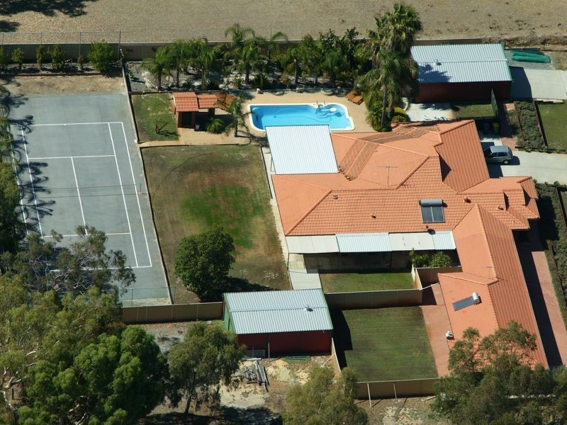 110 Mills Road, Martin WA 6110