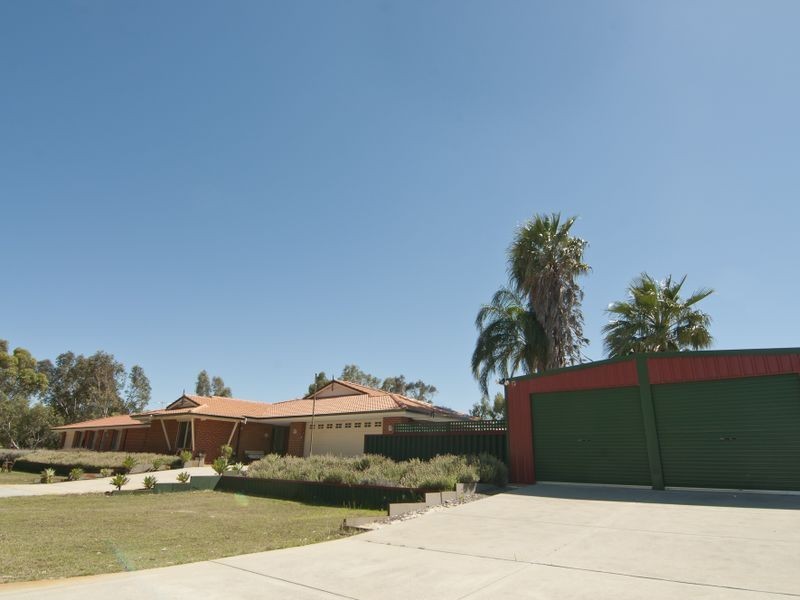 110 Mills Road, Martin WA 6110