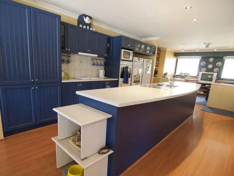 110 Mills Road, Martin WA 6110