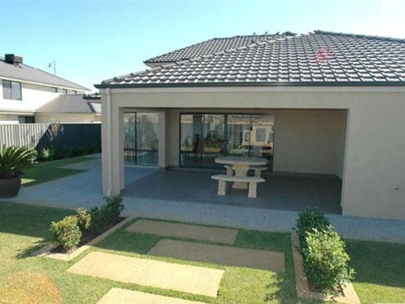 198 Wright Road, Harrisdale WA 6112