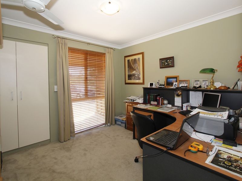 18 Crusader Drive, Thornlie WA 6108