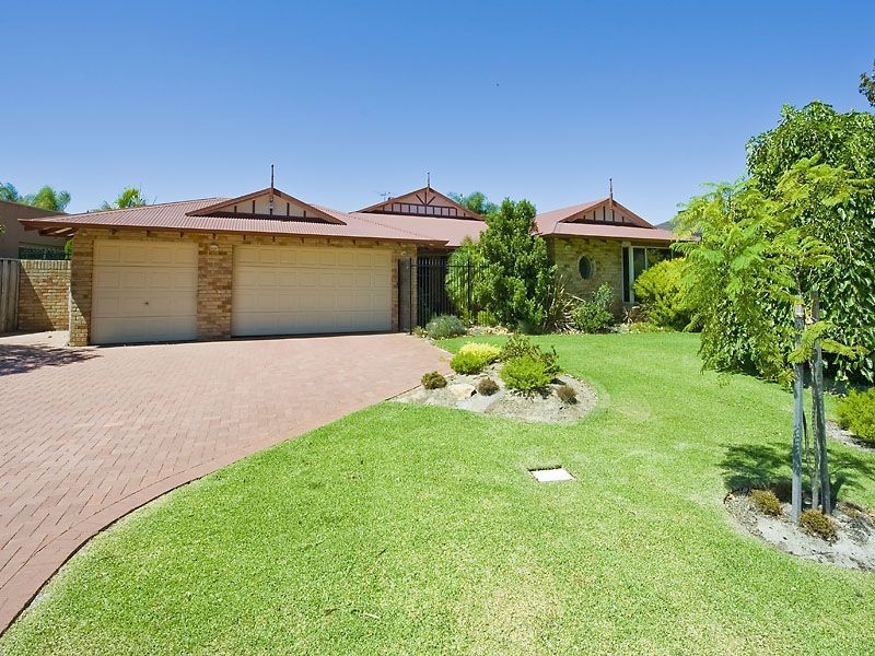 17 Eucalyptus Boulevard, Canning Vale WA 6155