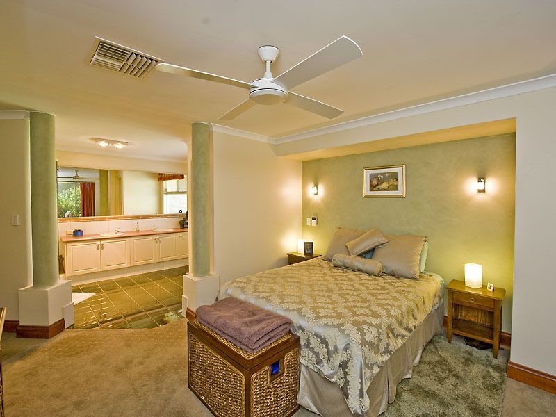 17 Eucalyptus Boulevard, Canning Vale WA 6155