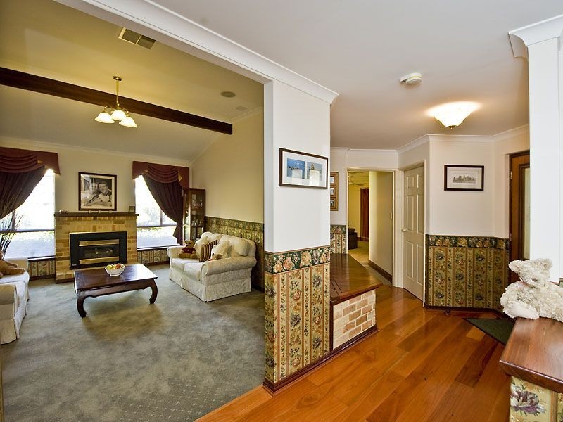 17 Eucalyptus Boulevard, Canning Vale WA 6155