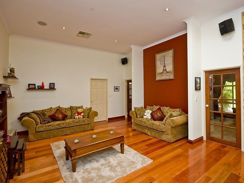 17 Eucalyptus Boulevard, Canning Vale WA 6155