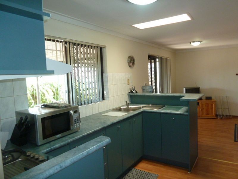 13 Barr Court, Thornlie WA 6108