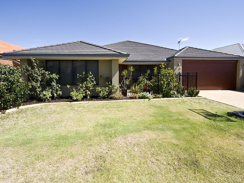 22 Tarradee Circuit, Thornlie WA 6108