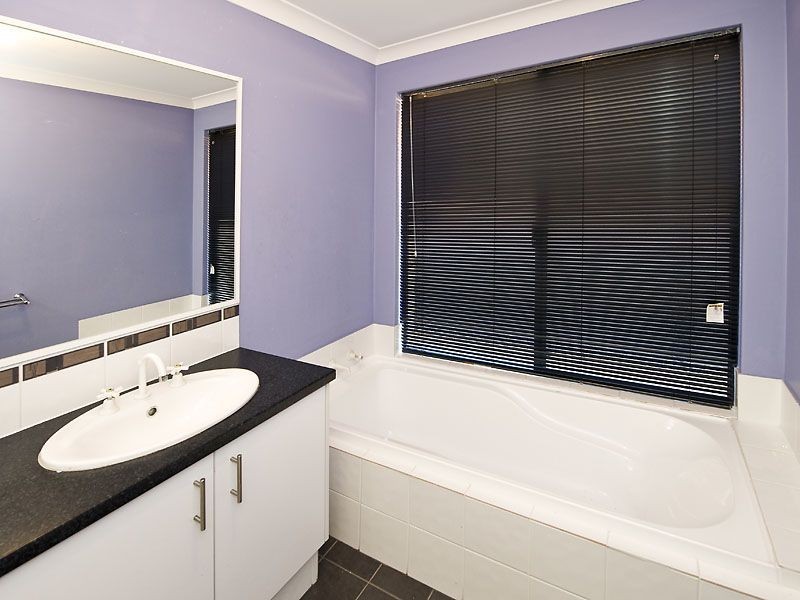 22 Tarradee Circuit, Thornlie WA 6108