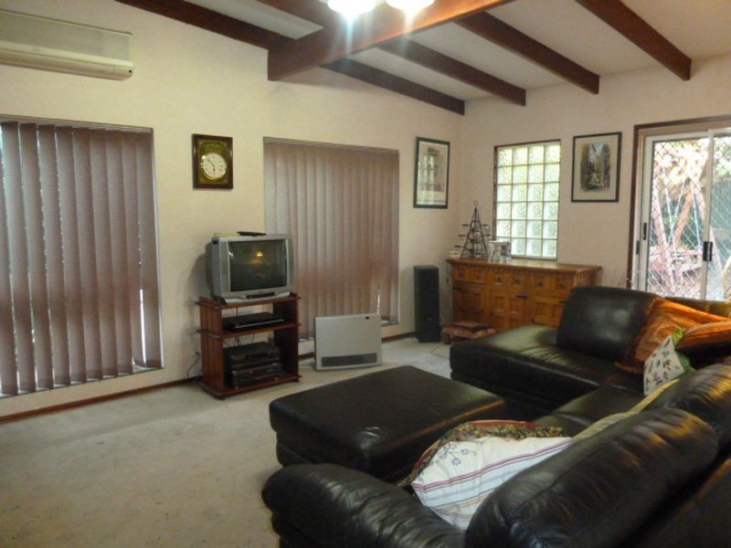 240 Spencer Road, Thornlie WA 6108