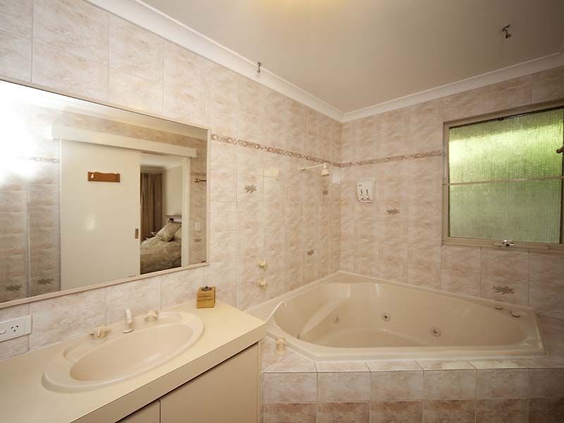 60 Nyandi Court, Thornlie WA 6108