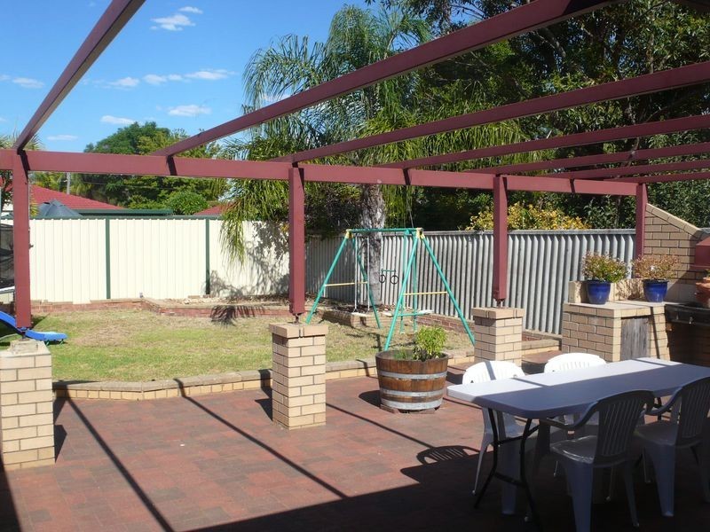 29 Helena Crescent, Thornlie WA 6108