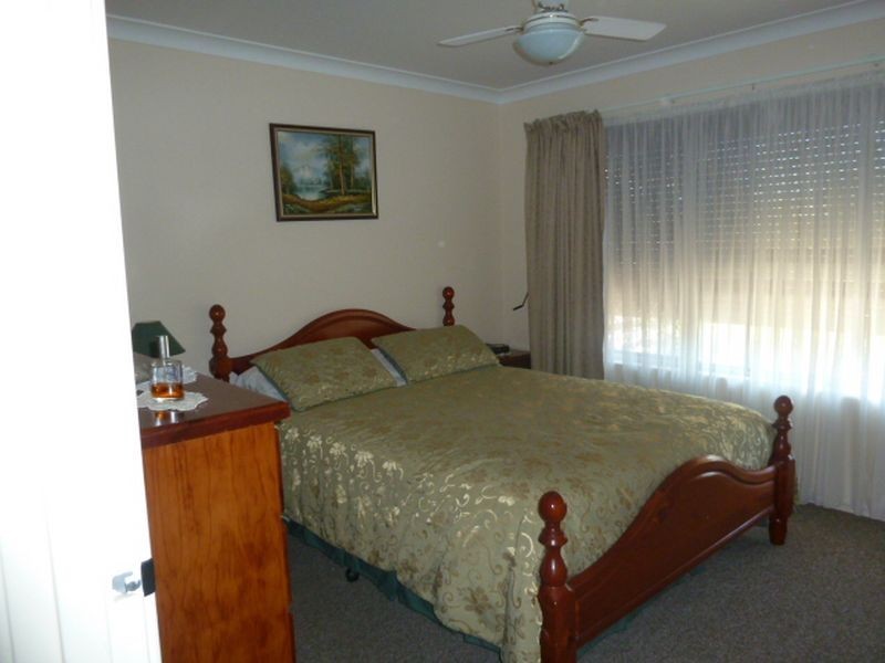 17 Ivanhoe Place, Gosnells WA 6110