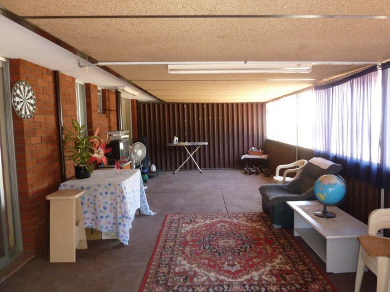 43 Ovens Road, Thornlie WA 6108