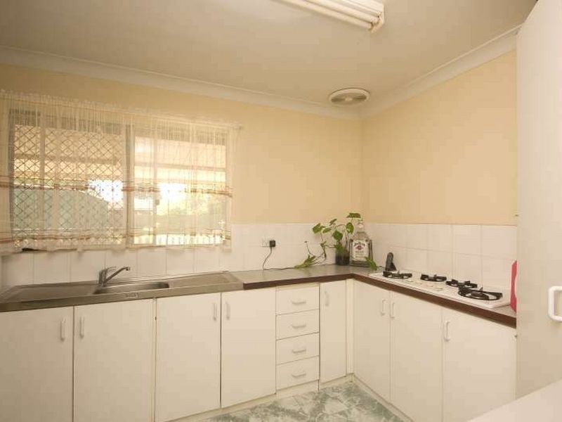 9 Oakajee Court, Gosnells WA 6110