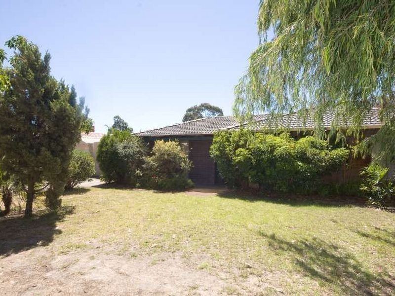 9 Oakajee Court, Gosnells WA 6110