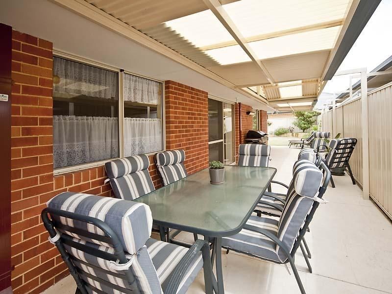 2 Gullima Court, Huntingdale WA 6110