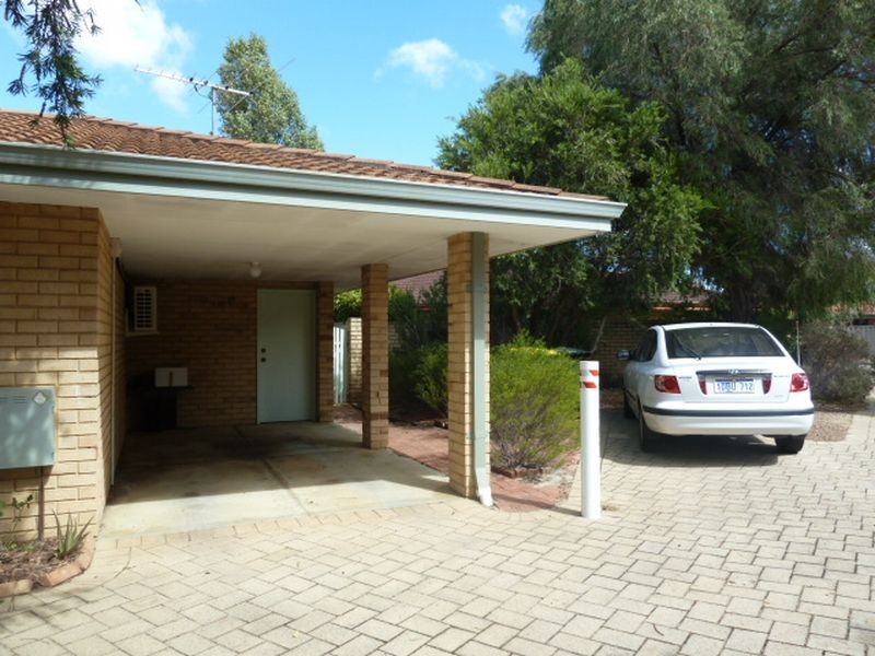 13/16 Leiden Place, Forrestfield WA 6058