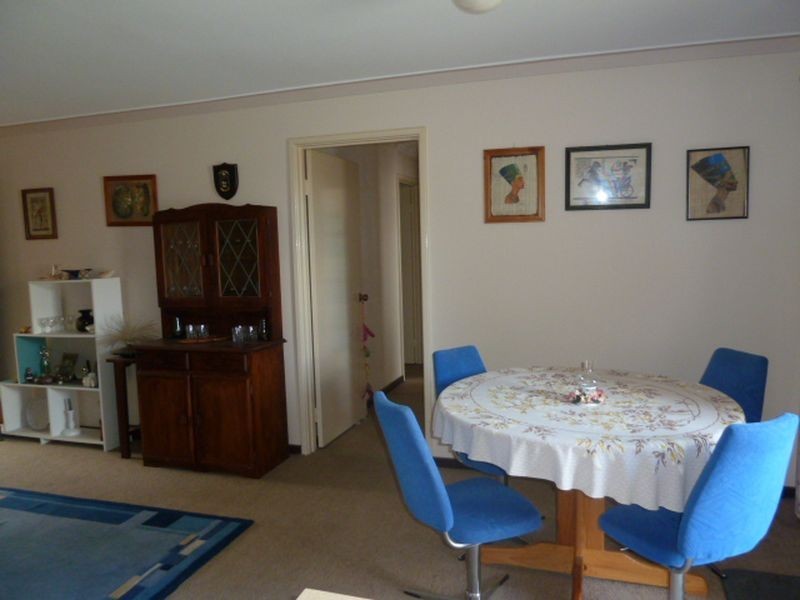 13/16 Leiden Place, Forrestfield WA 6058