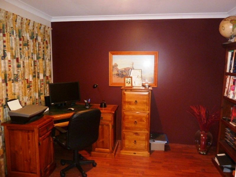 11 Haddon Way, Canning Vale WA 6155