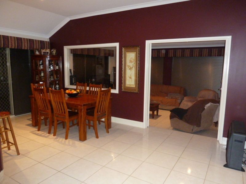 11 Haddon Way, Canning Vale WA 6155