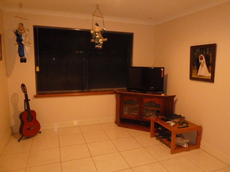 11 Haddon Way, Canning Vale WA 6155