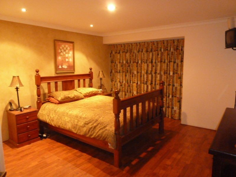 11 Haddon Way, Canning Vale WA 6155