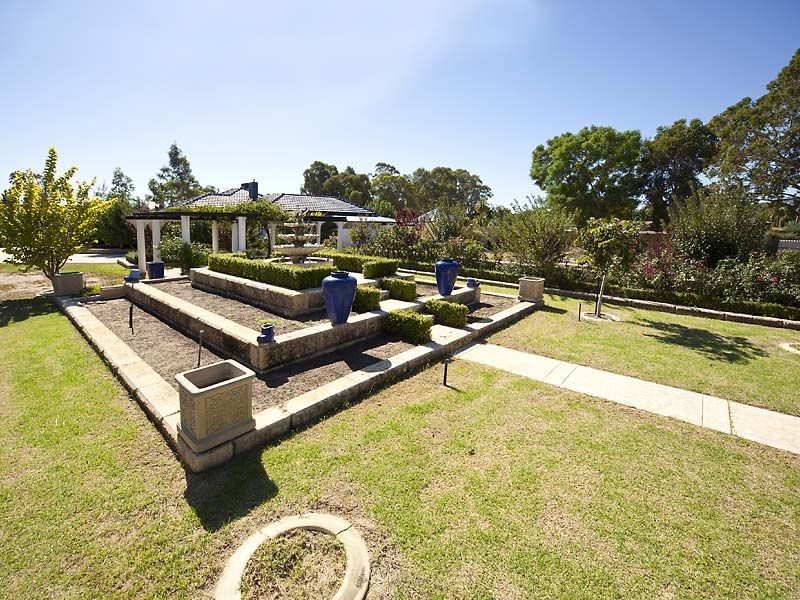 6 Helm Street, Maddington WA 6109