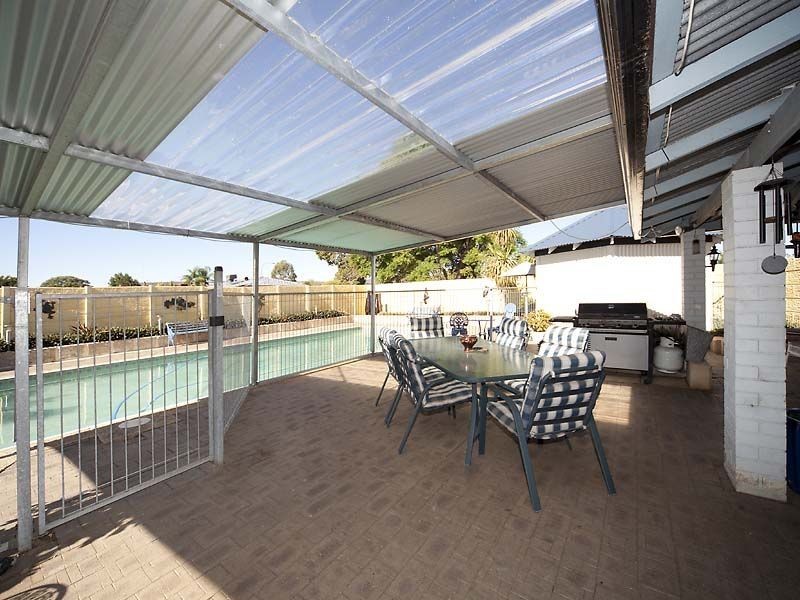 6 Helm Street, Maddington WA 6109