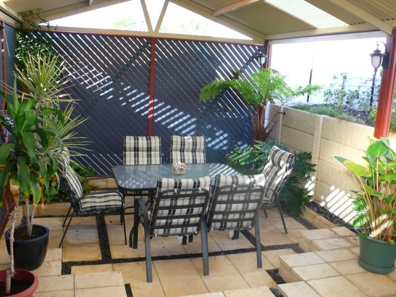 12 Woodspring Trail, Canning Vale WA 6155