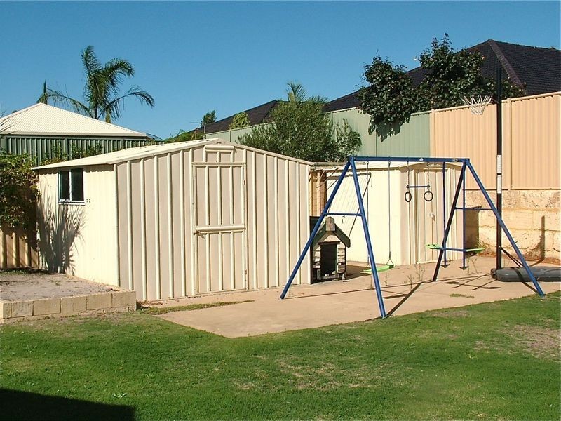 18 Buvelot Turn, Southern River WA 6110