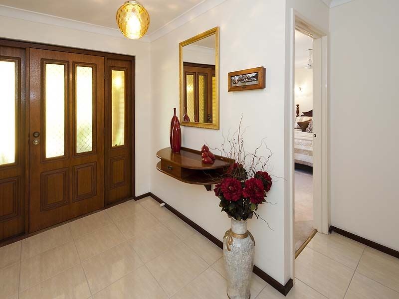 5 Castle Court, Thornlie WA 6108