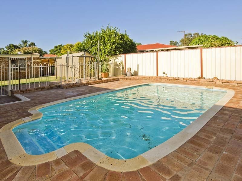 38 Lakesend Road, Thornlie WA 6108