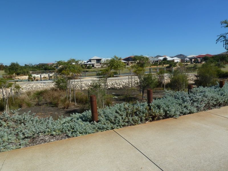 31 Buttercup Parkway, Halls Head WA 6210