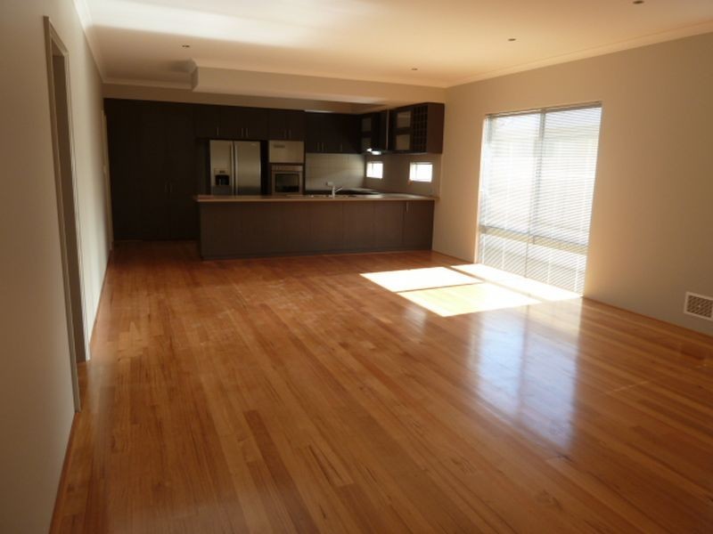 14 Hope Gardens, Madora Bay WA 6210