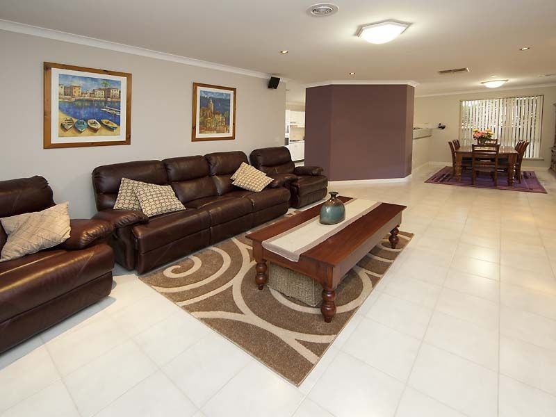 7 Expedition Drive, Thornlie WA 6108