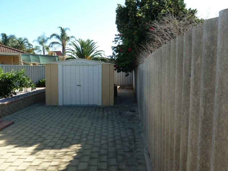 64 Swingler Way, Gosnells WA 6110