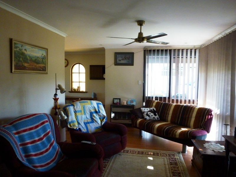 3 Iveston Road, Lynwood WA 6147