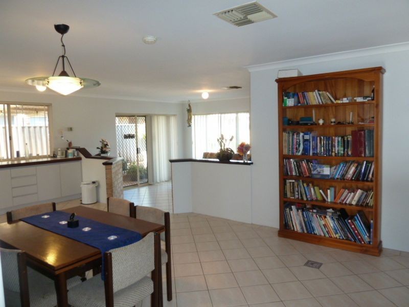 24 Bonanza Court, Huntingdale WA 6110